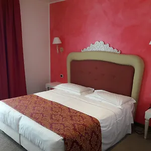 Hotel Palace & La Conchiglia D' Oro